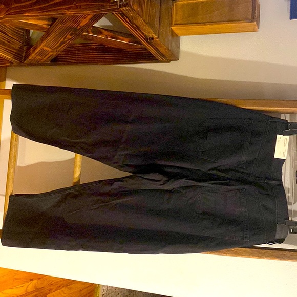 BNWT AE Black High Rise Boyfriend ‘90’s jeans - Picture 3 of 4